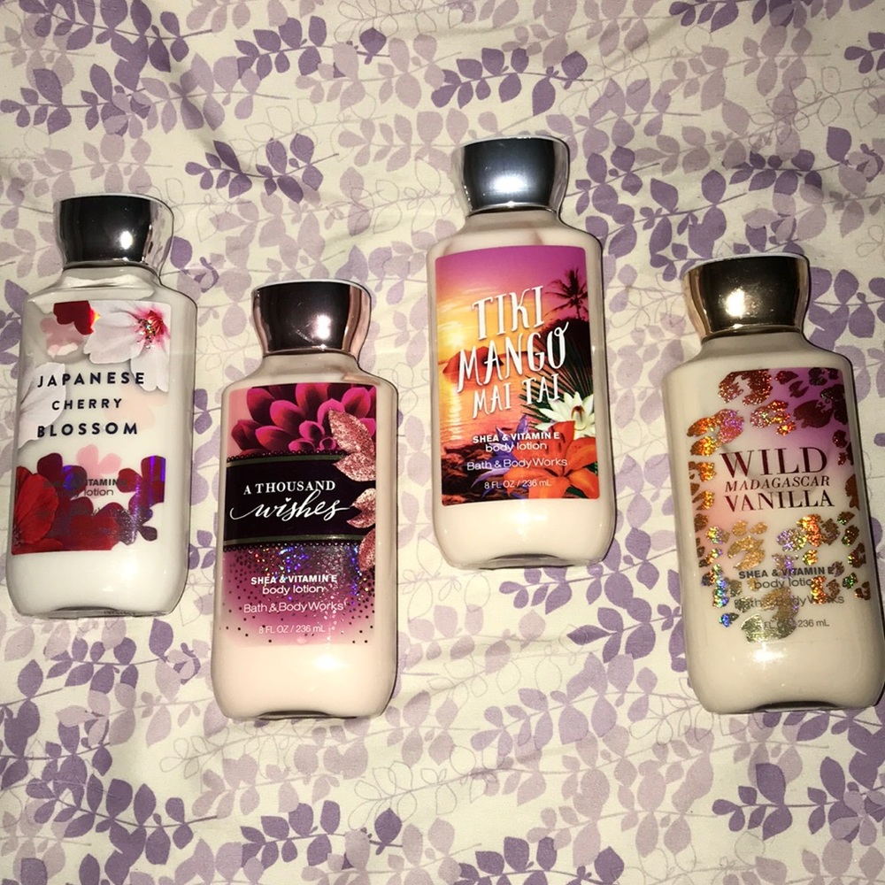 Bath & Body Works Lotion, and bath fizzy•